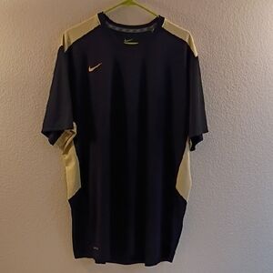 Classic Nike Dri Fit Athletic Shirt